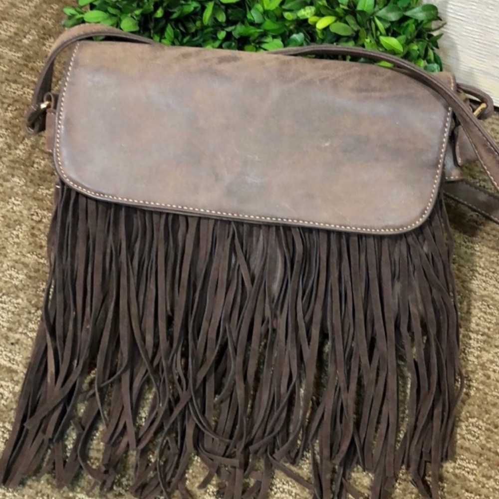 RUGGED VEGAN LEATHER Fringed Crossbody Medium-Size Bag, Dark Brown, EUC Like NEW